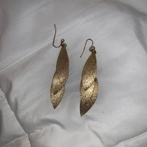 Dangle gold sparkle earrings